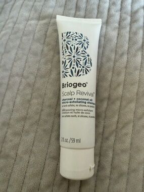 New Briogeo Scalp Revival Micro-Exfoliating shampoo